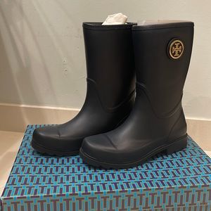 COPY - Tory Burch Maureen Rain Boot Size 8